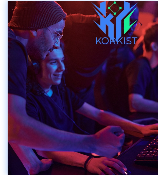 Grupa młodych ludzi gra w gry komputerowe w nowoczesnym klubie e-sportowym z jasnym neonowym oświetleniem.